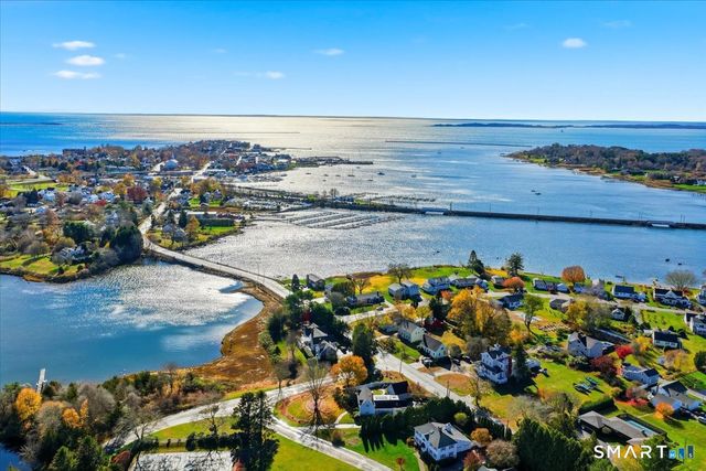 3 Lamberts Lane, Stonington, CT 06378