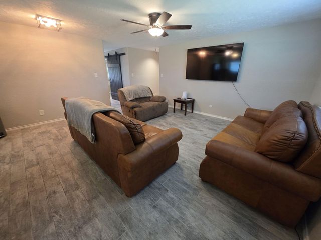 622 County Road 903a, Brazoria, TX 77422