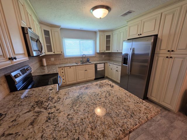 622 County Road 903a, Brazoria, TX 77422