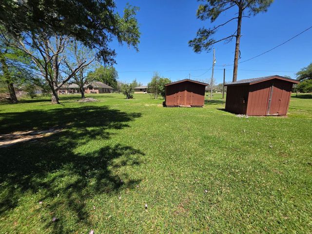 622 County Road 903a, Brazoria, TX 77422