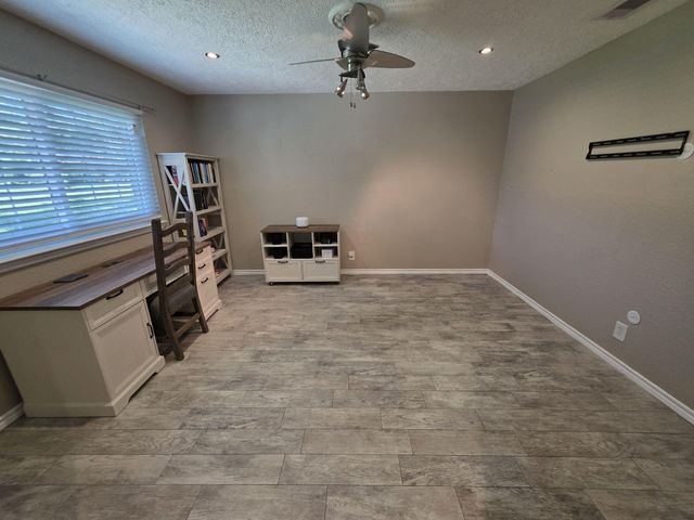 622 County Road 903a, Brazoria, TX 77422