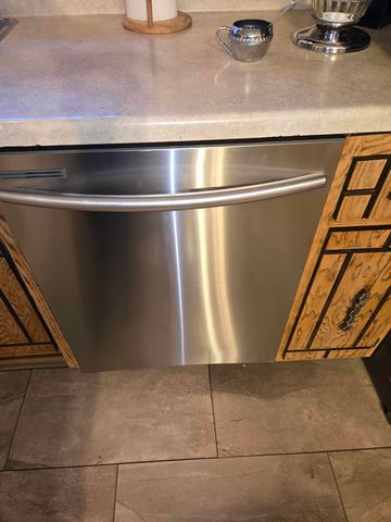 8103 Gladys Lane, Palos Hills, IL 60465