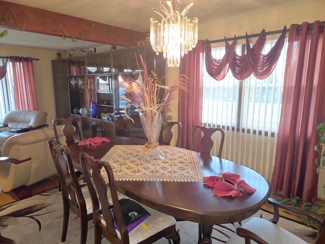 8103 Gladys Lane, Palos Hills, IL 60465