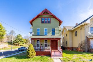 472 East Main Street, Meriden, CT 06450