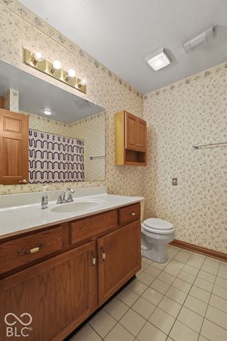 1320 Swan Drive, Franklin, IN 46131