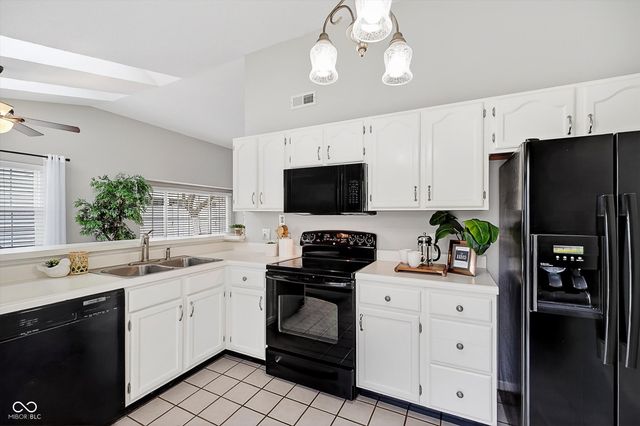 8999 Kiser Point, Indianapolis, IN 46256