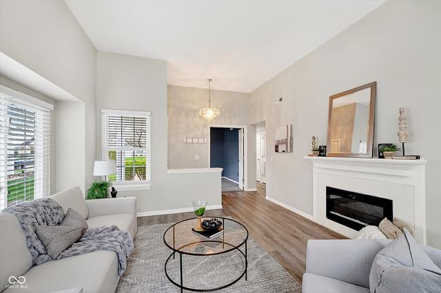 8999 Kiser Point, Indianapolis, IN 46256