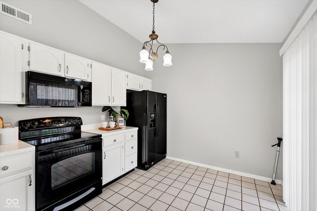 8999 Kiser Point, Indianapolis, IN 46256