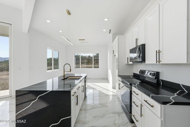 1786 Peralta Court, Rio Rico, AZ 85648