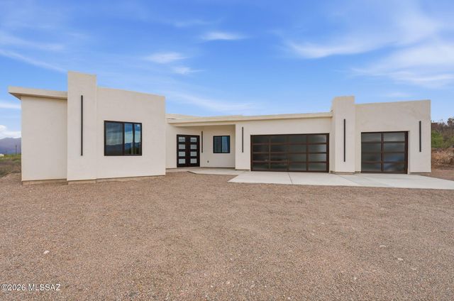 1786 Peralta Court, Rio Rico, AZ 85648