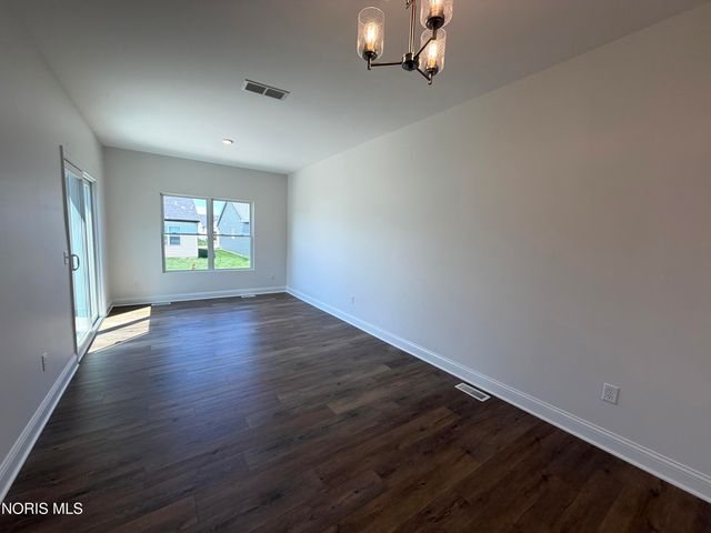 5029 Easton Drive, Oregon, OH 43616