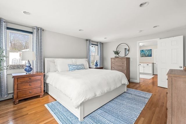 11 Carriage Lane, Winchester, MA 01890