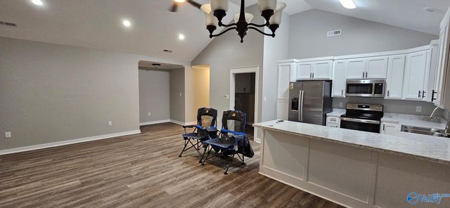 405 Cedar Street, Hartselle, AL 35640