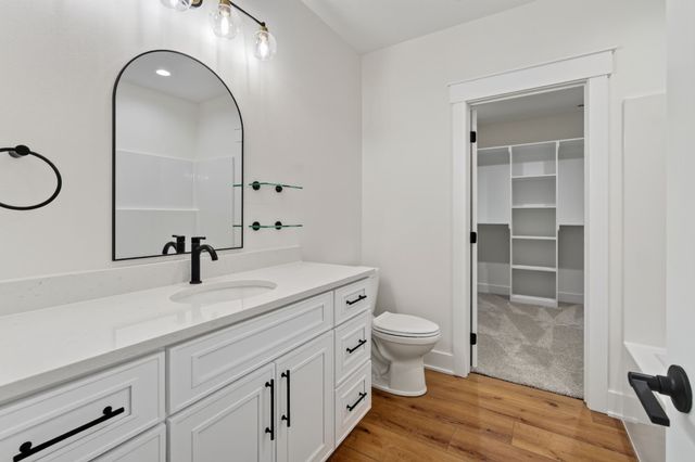 225 NW Woodmoor Drive, Waukee, IA 50263