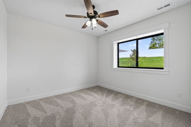 225 NW Woodmoor Drive, Waukee, IA 50263