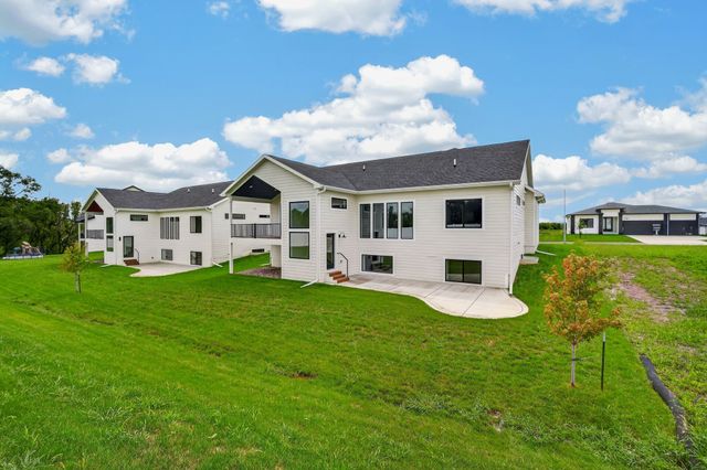 225 NW Woodmoor Drive, Waukee, IA 50263