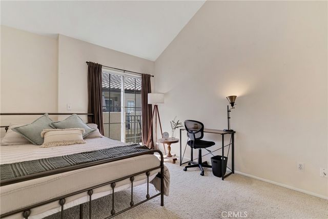 24107 Del Monte, Valencia, CA 91355