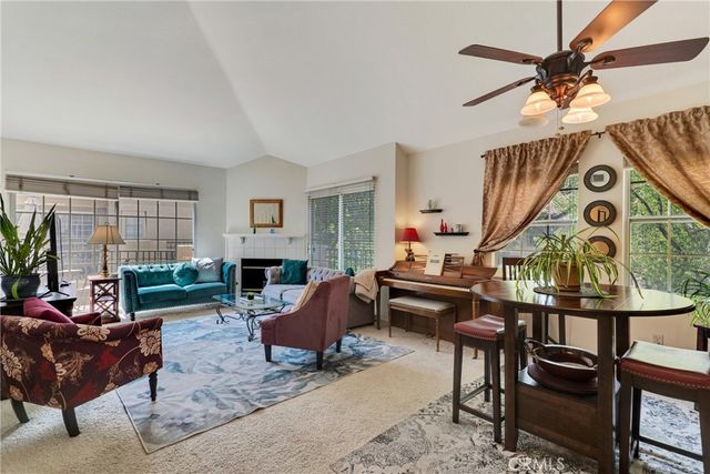 24107 Del Monte, Valencia, CA 91355