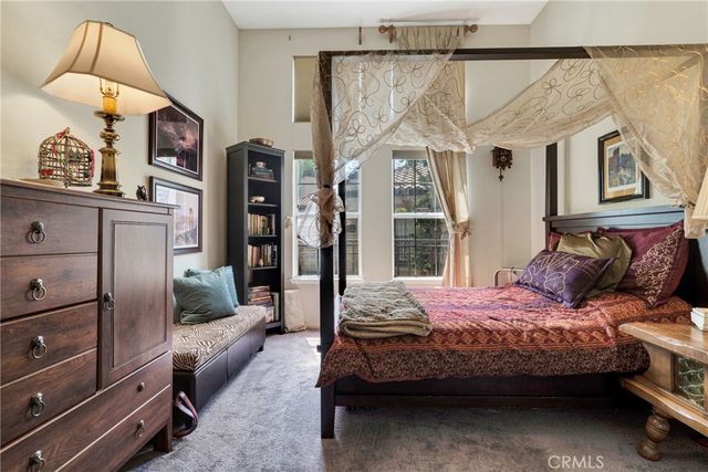 24107 Del Monte, Valencia, CA 91355