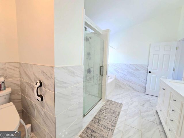 1140 Foxcroft Drive, Morrow, GA 30260