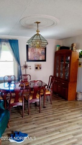 605 Riverside Avenue, Defiance, OH 43512