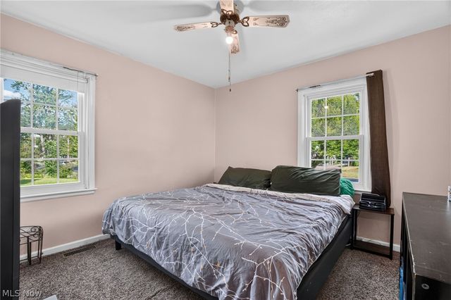 2492 24th Street, Cuyahoga Falls, OH 44223