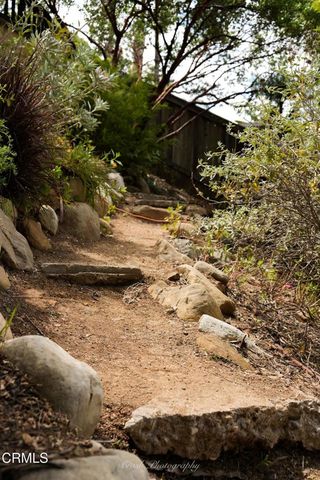 270 Valley Road, Oak View, CA 93022