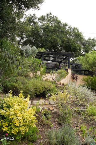 270 Valley Road, Oak View, CA 93022
