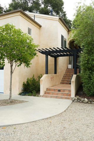 270 Valley Road, Oak View, CA 93022