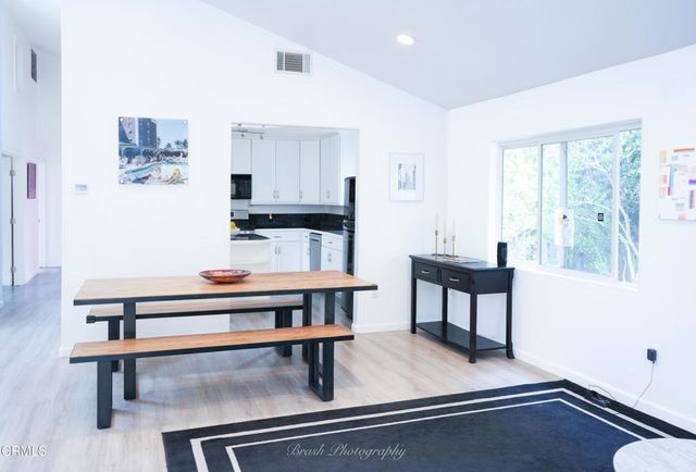 270 Valley Road, Oak View, CA 93022