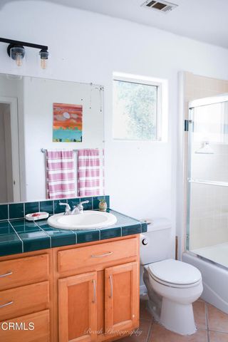 270 Valley Road, Oak View, CA 93022