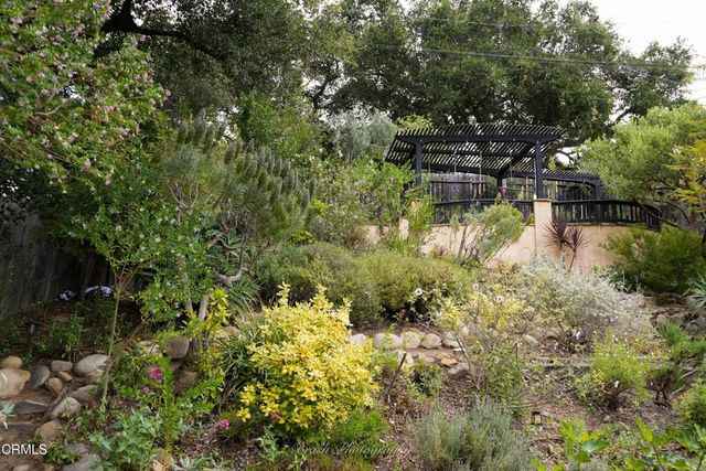 270 Valley Road, Oak View, CA 93022