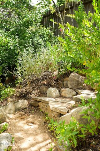 270 Valley Road, Oak View, CA 93022