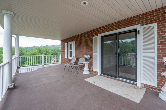 5 Carothers Way, Lincoln Boro, PA 15037