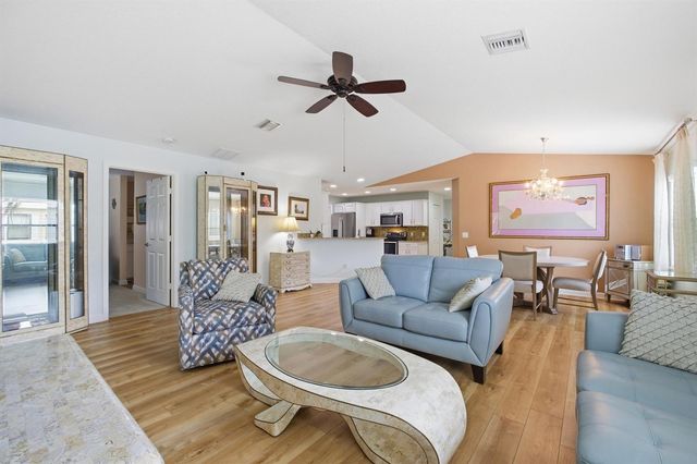 72 Mediterranean Boulevard E, Port St. Lucie, FL 34952