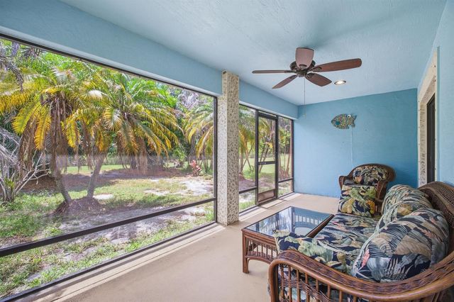 72 Mediterranean Boulevard E, Port St. Lucie, FL 34952