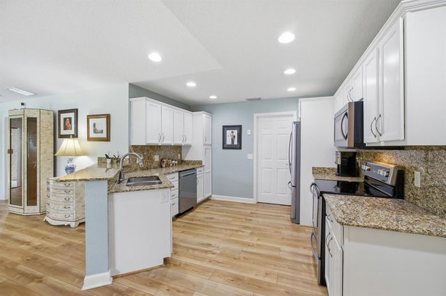 72 Mediterranean Boulevard E, Port St. Lucie, FL 34952