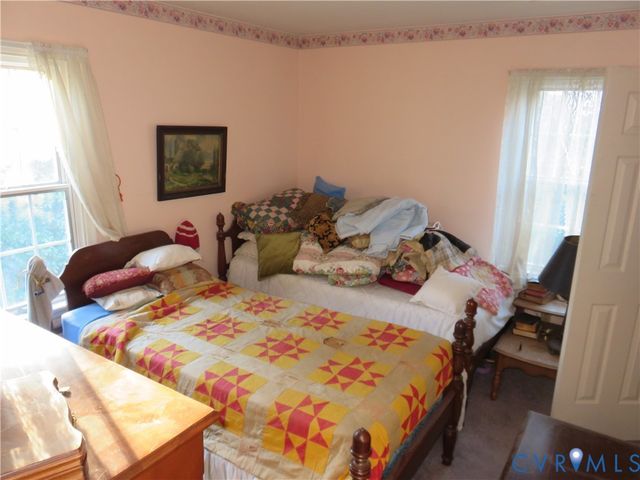 8225 S Mayfield Ln, Mechanicsville, VA 23111