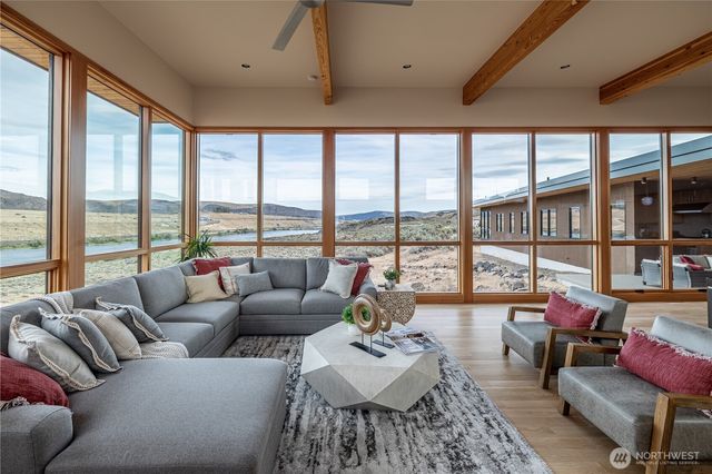 671 Ravens Home Ln Lot 7, Malaga, WA 98828