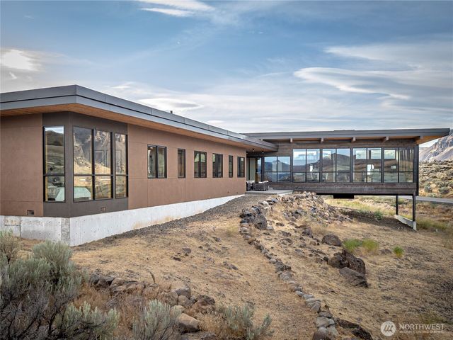 671 Ravens Home Ln Lot 7, Malaga, WA 98828