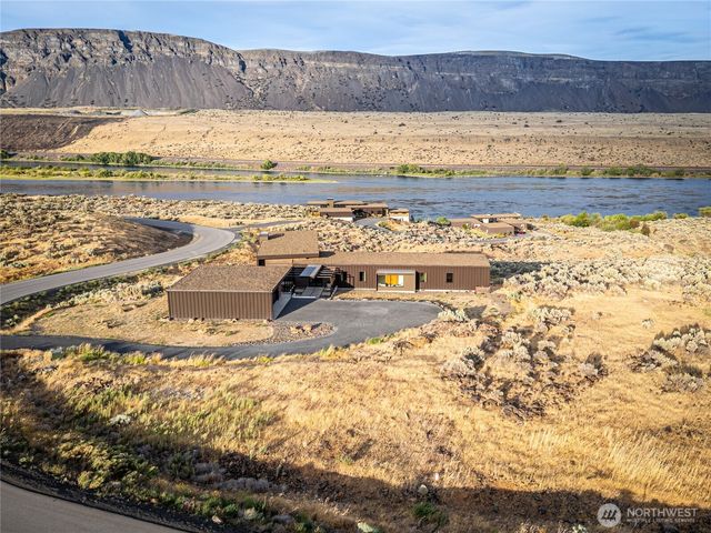 671 Ravens Home Ln Lot 7, Malaga, WA 98828