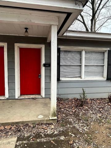 839-841 Watkins Street, Conway, AR 72034