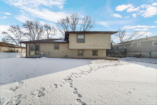 6156 Gaston Avenue, Portage, IN 46368