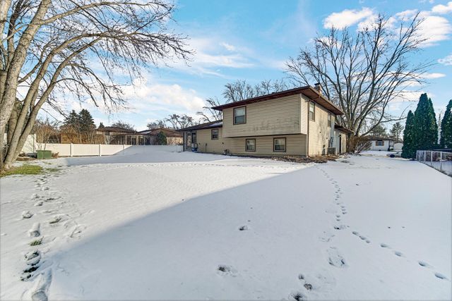 6156 Gaston Avenue, Portage, IN 46368