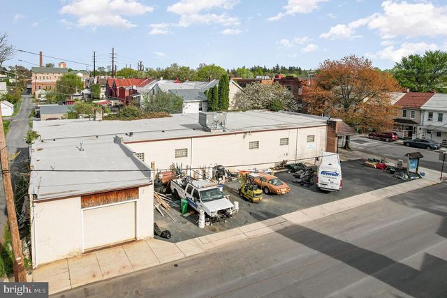 301 E LOUTHER STREET, Carlisle, PA 17013