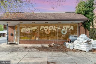 301 E LOUTHER STREET, Carlisle, PA 17013