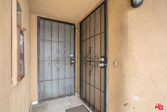 632 W Hillsdale Street, Inglewood, CA 90302