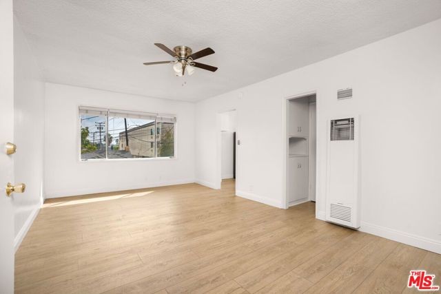 632 W Hillsdale Street, Inglewood, CA 90302