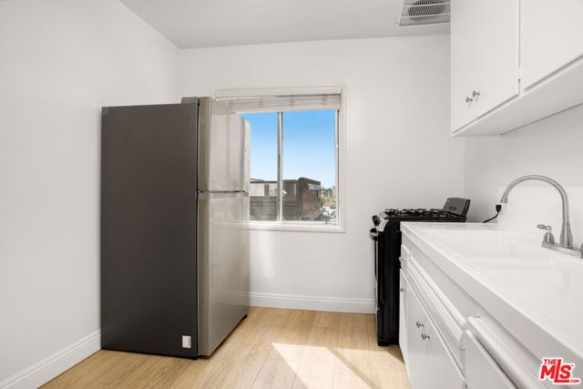 632 W Hillsdale Street, Inglewood, CA 90302