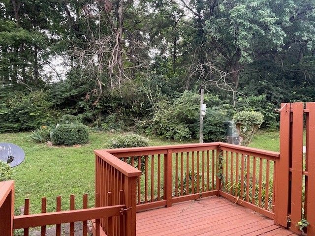 236 Thistle Ln, Hermitage, TN 37076